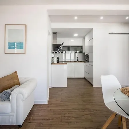 Apartment Beachfront Dreamin *